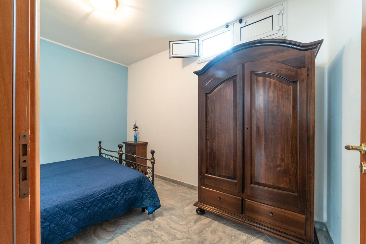 Tirreno Villa Otranto Bagian luar foto